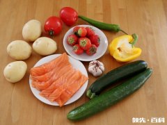 三文鱼蔬果沙拉怎么做好吃