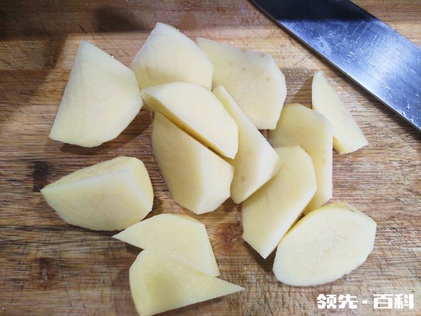 蒜香土豆蒸排骨怎么做好吃